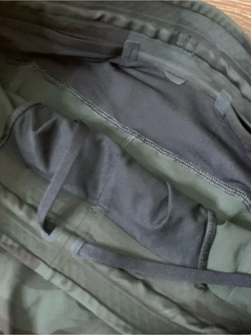 Lululemon Mens camo surge 3/4 tights 22” S